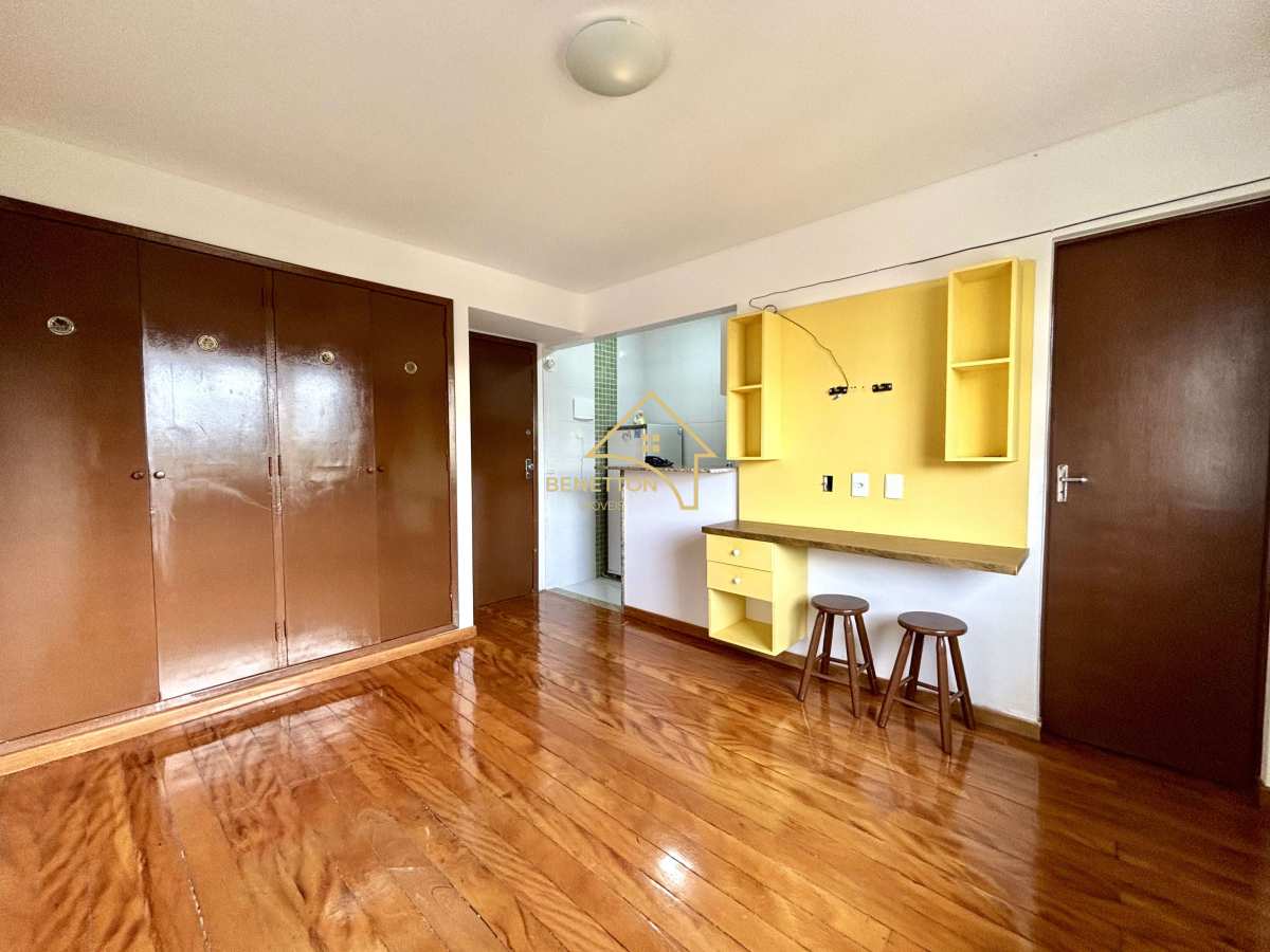 Kitnet para alugar em Teresópolis, Alto, com 1 quarto, 15,40m² - Benetton Imóveis