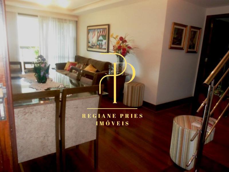 Cobertura à venda com 3 quartos, 225m² - Alto,Teresópolis