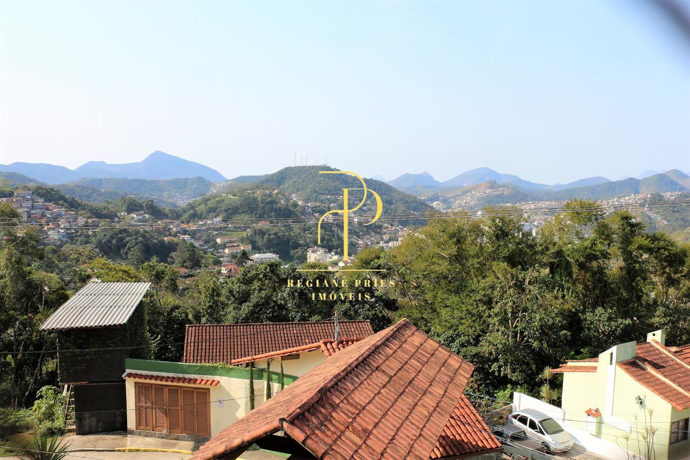 Casa em Condomínio para Venda em Teresópolis, Iucas, 5 dormitórios, 1 suíte, 3 banheiros, 2 vagas - Benetton Imóveis