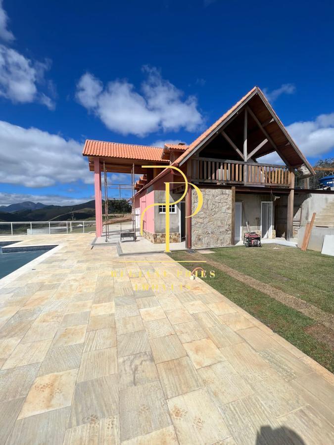 Terreno para Venda em Teresópolis, Pessegueiros - Benetton Imóveis