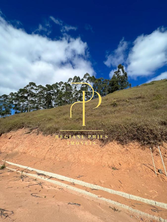 Terreno à venda, 850m² - Pessegueiros,Teresópolis