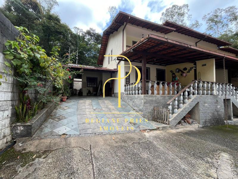 Casa de condomínio à venda com 3 quartos, 92m² - Prata,Teresópolis