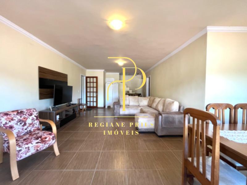 Casa à venda com 3 quartos, 176m² - Tijuca,Teresópolis