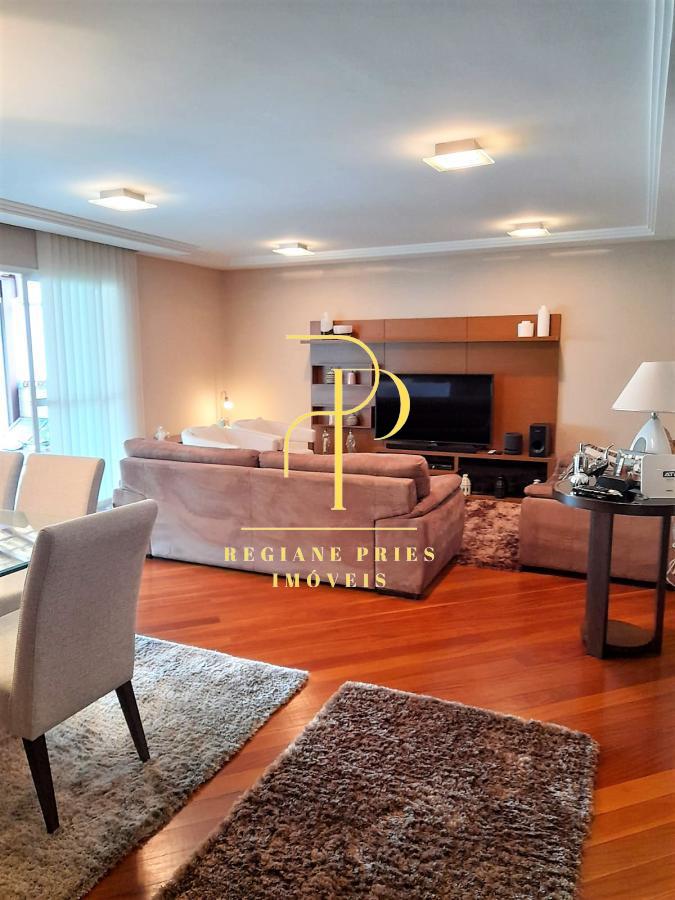 Cobertura à venda com 3 quartos, 214m² - Várzea,Teresópolis