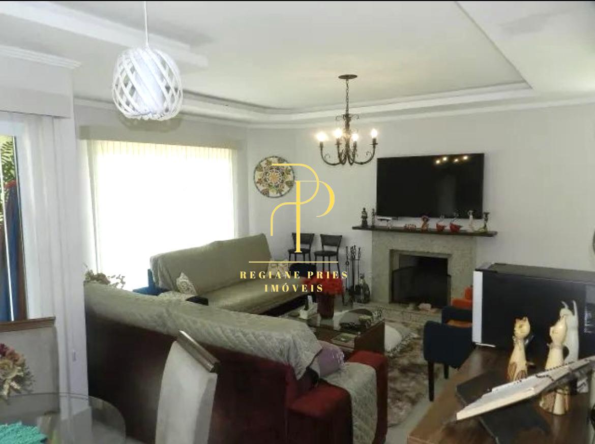 Casa em Condomínio para Venda em Teresópolis, Vargem Grande, 4 dormitórios, 1 suíte, 3 banheiros, 2 vagas - Benetton Imóveis