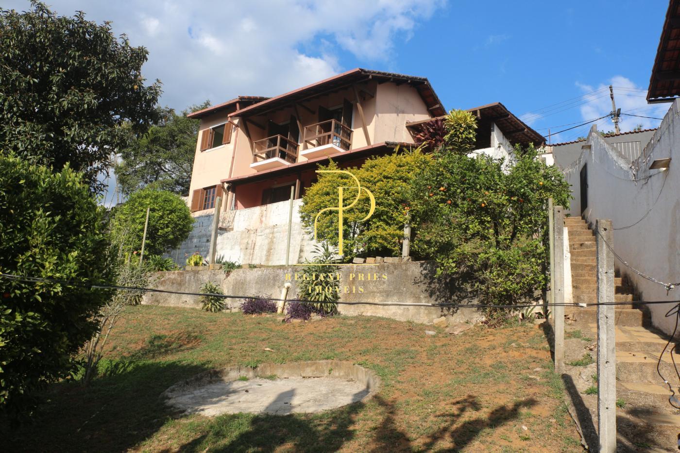 Casa à venda com 3 quartos, 130m² - Fazendinha,Teresópolis