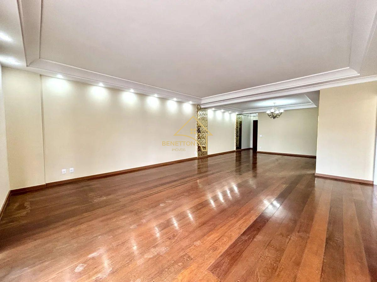 Apartamento em Teresópolis, Várzea, com 2 quartos, 142m² - Benetton Imóveis